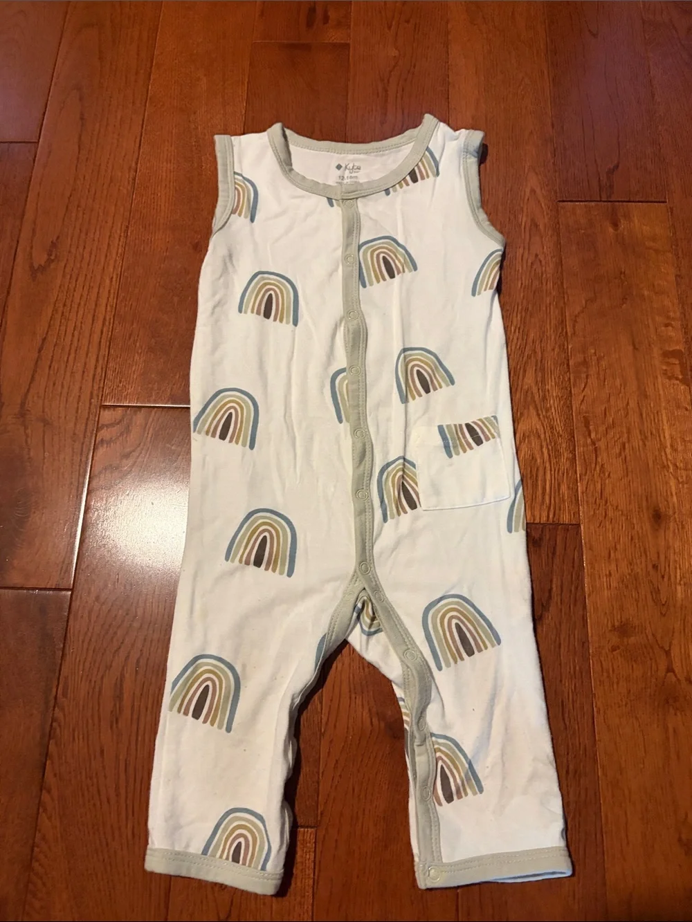 Kyte Baby sleeveless snap romper, aloe rainbow, 12-18 months